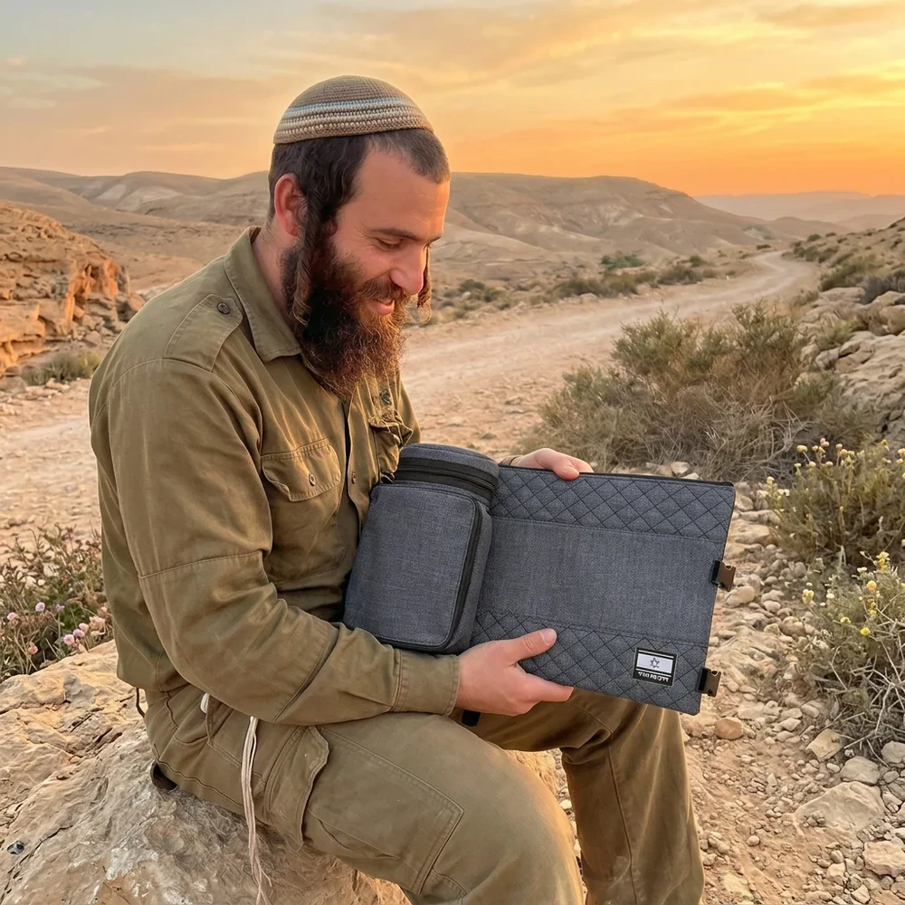 תיק תפ טרמי דמוי עור איכותי לאחסון תפילין 22 ס"מ