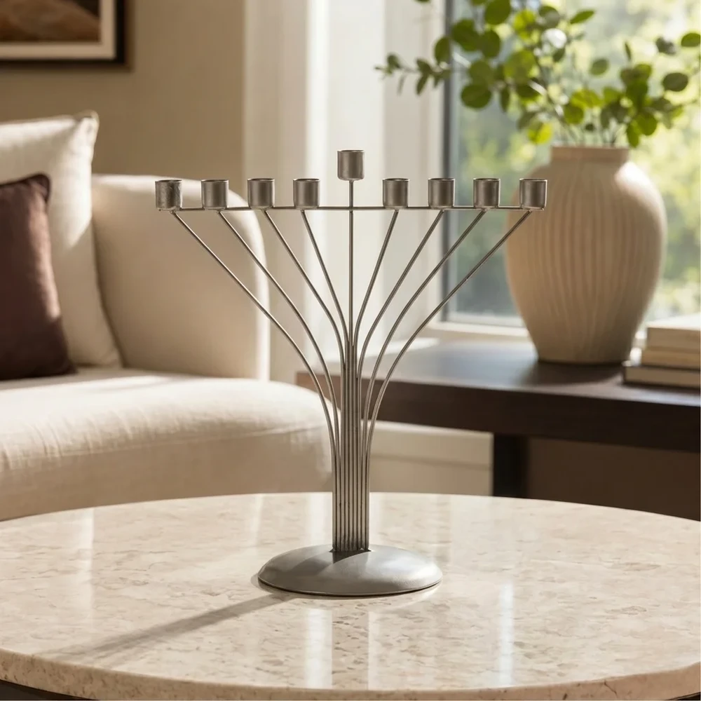 חנוכייה מוכספת לשמן חוטים חבד | 33X50 ס״מ