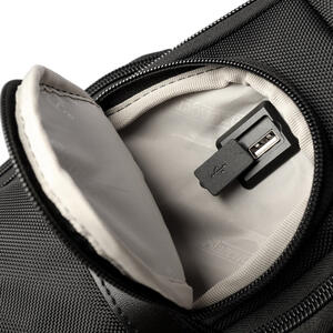 תיק גב יוקרתי עסקי למחשב נייד 15.6״ מבית SLAZENGER מסדרת OXFORD