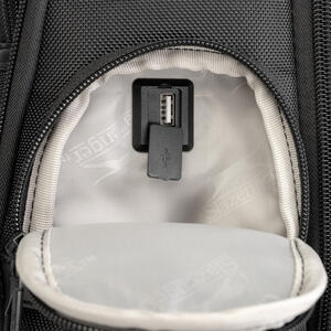 תיק גב יוקרתי עסקי למחשב נייד 15.6״ מבית SLAZENGER מסדרת OXFORD