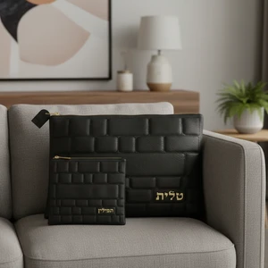 סט טלית ותפילין דמוי עור שחור, אותיות זהב בולטות | 36 ס״מ