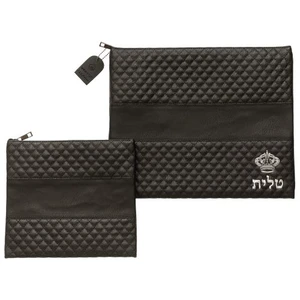 סט טלית ותפילין דמוי עור שחור עם אותיות בולטות ״כתר״ כסף | 36 ס״מ