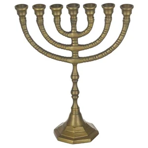 מנורת חנוכה מאלומיניום בגימור זהוב | 30 ס״מ