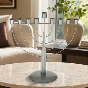 חנוכייה מוכספת לשמן חוטים חצי עגול | 33X41 ס״מ