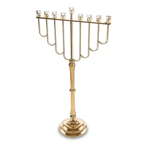 חנוכייה ״אור הזהב״ מתכת זהב ענקית | 131X72 ס״מ