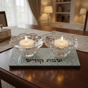 פמוטי זכוכית שקופה עם נצנצים