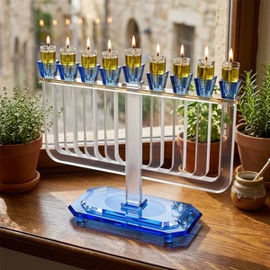 חנוכייה קריסטל שקופה כחולה מהודרת | 32X35 ס״מ
