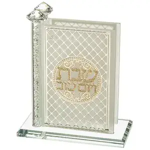 מעמד לגפרורים קריסטל עם פלקטות “עיטורים” 12*12 ס”מ